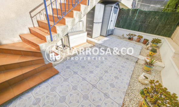 Resale - Apartment - Villamartin - Costa Blanca