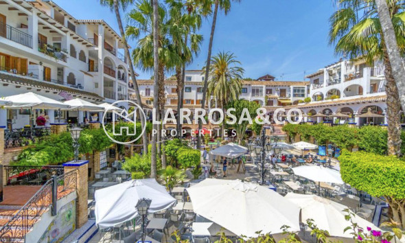 Resale - Apartment - Villamartin - Costa Blanca