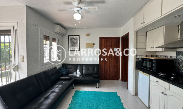 Resale - Bungalow - San Miguel de Salinas - Inland