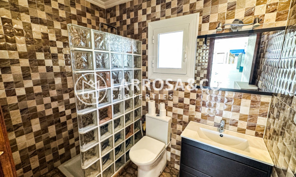 Resale - Bungalow - San Miguel de Salinas - Inland