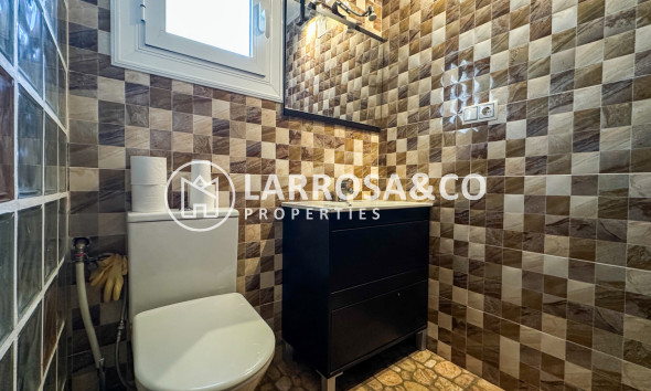Resale - Bungalow - San Miguel de Salinas - Inland