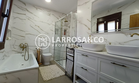 Resale - Detached House/Villa - Pilar de la Horadada - Pinar de Campoverde