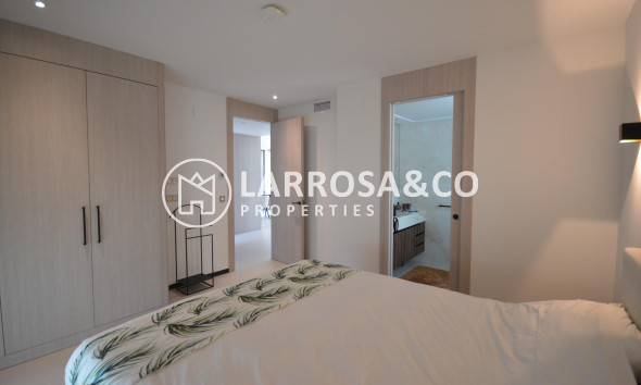 Reventa - Chalet - Algorfa - Comunidad Valenciana