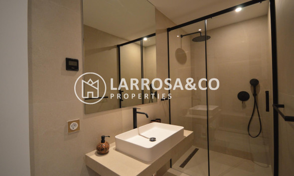 Reventa - Chalet - Algorfa - Comunidad Valenciana