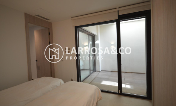 Reventa - Chalet - Algorfa - Comunidad Valenciana