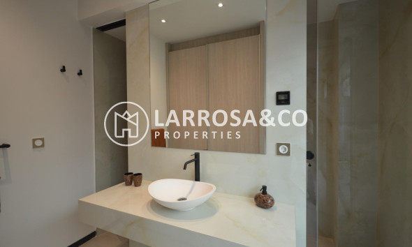 Reventa - Chalet - Algorfa - Comunidad Valenciana