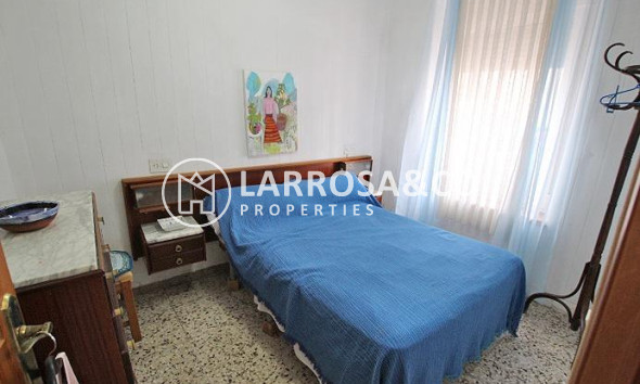 Herverkoop - Semi-detached house - Guardamar del Segura - Centro