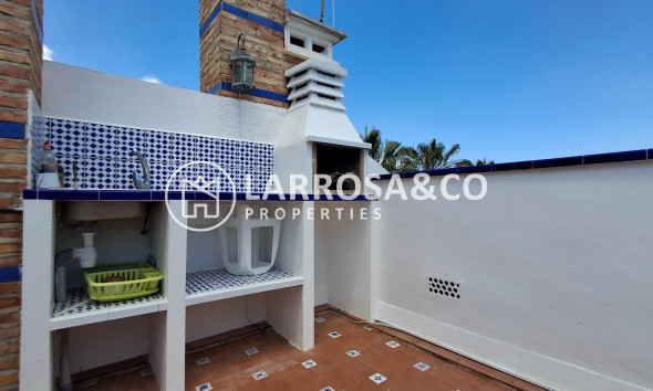 Resale - Duplex / Two-storey apartment - Orihuela costa - Villamartin 