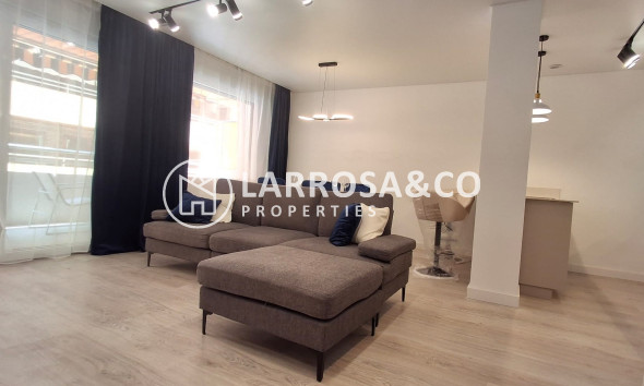 Herverkoop - Apartment - Torrevieja - Playa Acequion