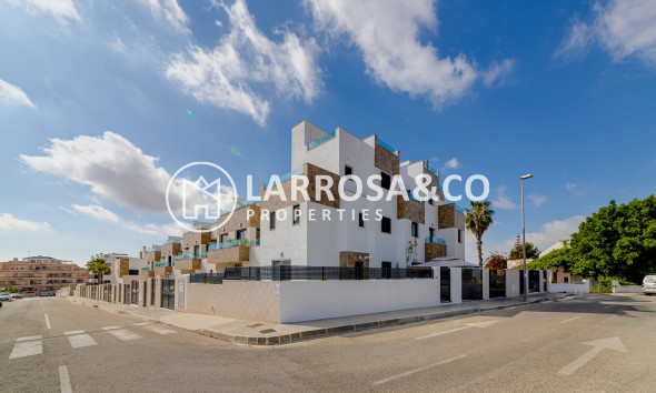 Resale - Semi-detached house - Orihuela costa - Las Filipinas