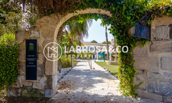 Resale - Semi-detached house - Orihuela costa - Las Filipinas