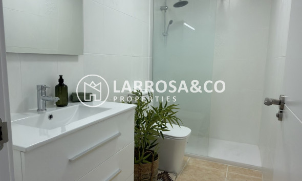 Resale - Apartment - Torrevieja - Curva del Palangre