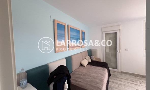 Resale - Detached House/Villa - Torrevieja - La Siesta - El Salado -  Torreta