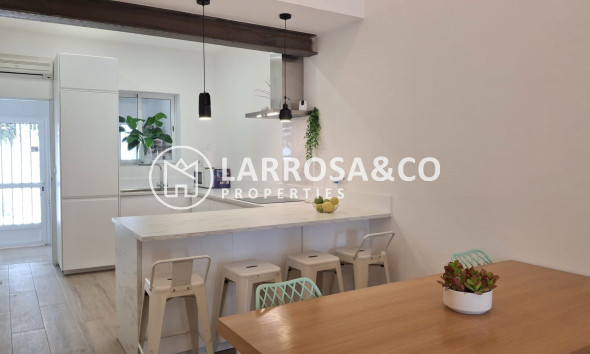 Resale - Semi-detached house - Orihuela - Playa Flamenca