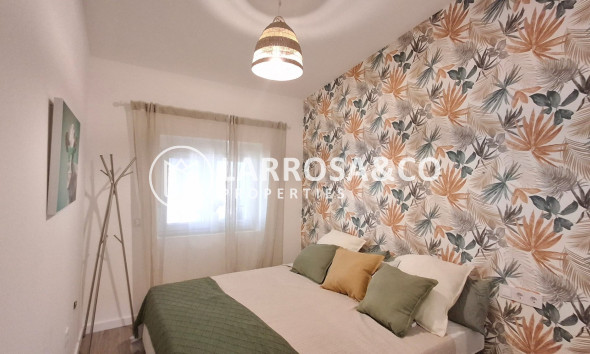 Resale - Semi-detached house - Orihuela - Playa Flamenca
