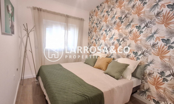 Resale - Semi-detached house - Orihuela - Playa Flamenca