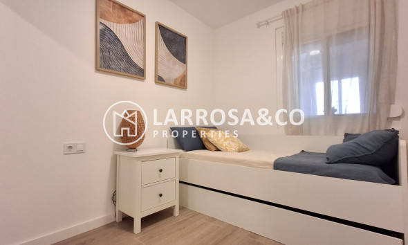 Resale - Semi-detached house - Orihuela - Playa Flamenca