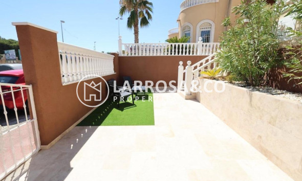 Resale - Detached House/Villa - Villamartin - Costa Blanca