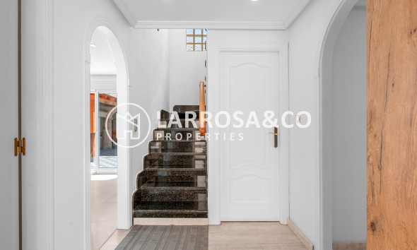 Reventa - Chalet - Torre de La Horadada - Costa Blanca