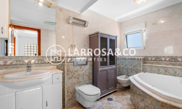 Reventa - Chalet - Torre de La Horadada - Costa Blanca