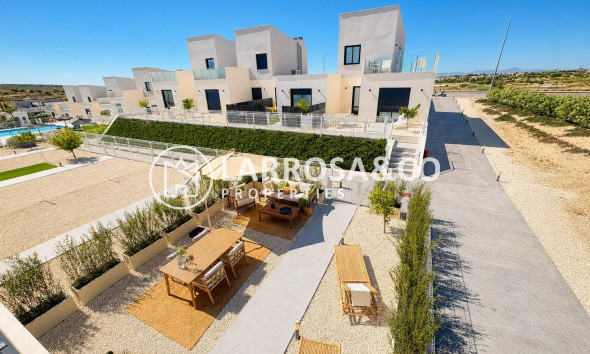 Obra Nueva - Adosado - BAÑOS Y MENDIGO - Altaona Golf