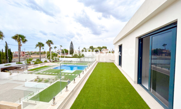 Herverkoop - Villa - Los Montesinos - Costa Blanca