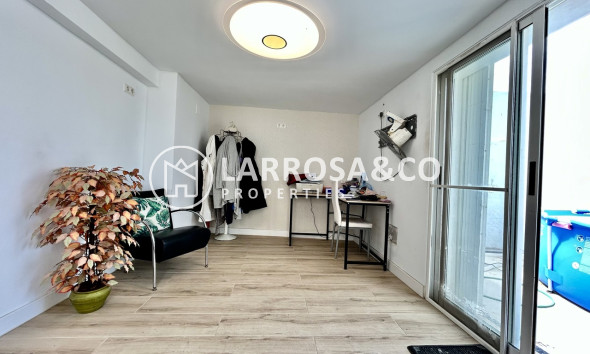 Herverkoop - Villa - Los Montesinos - Costa Blanca