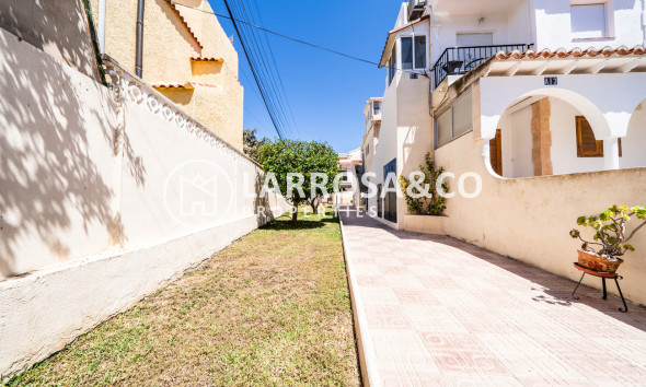 Resale - Apartment - El Chaparral - Costa Blanca