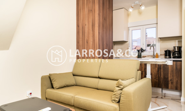 Resale - Apartment - El Chaparral - Costa Blanca
