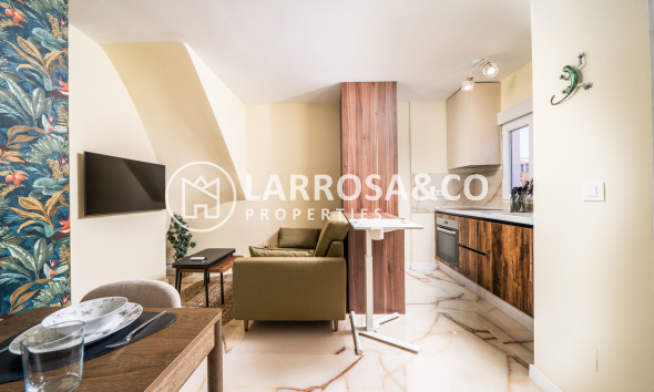 Resale - Apartment - El Chaparral - Costa Blanca