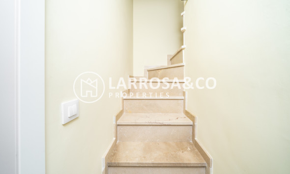 Resale - Apartment - El Chaparral - Costa Blanca