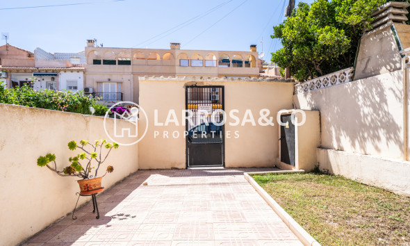 Resale - Apartment - El Chaparral - Costa Blanca