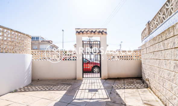 Resale - Apartment - La Mata - Costa Blanca