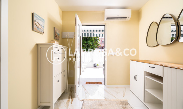 Herverkoop - Apartment - La Veleta - Costa Blanca