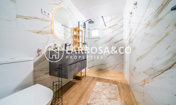 Herverkoop - Apartment - La Veleta - Costa Blanca