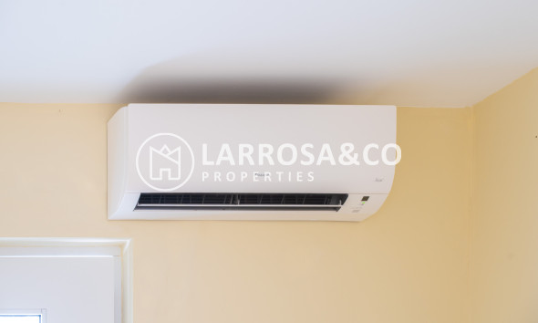 Herverkoop - Apartment - La Veleta - Costa Blanca