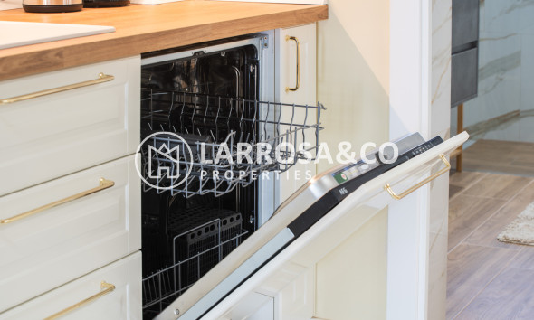 Herverkoop - Apartment - La Veleta - Costa Blanca
