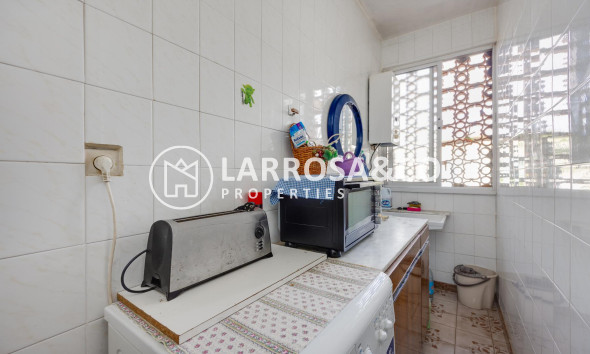 Resale - Bungalow - Torrevieja - Playa del Acequión