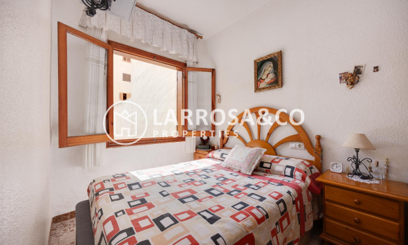 Resale - Bungalow - Torrevieja - Playa del Acequión