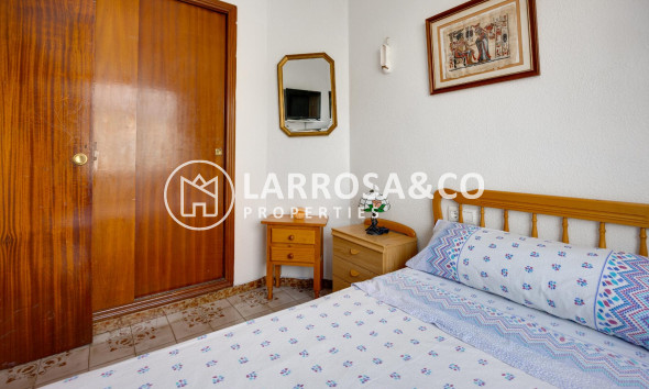 Resale - Bungalow - Torrevieja - Playa del Acequión