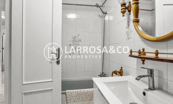Resale - Apartment - Torrevieja - Los Locos Beach