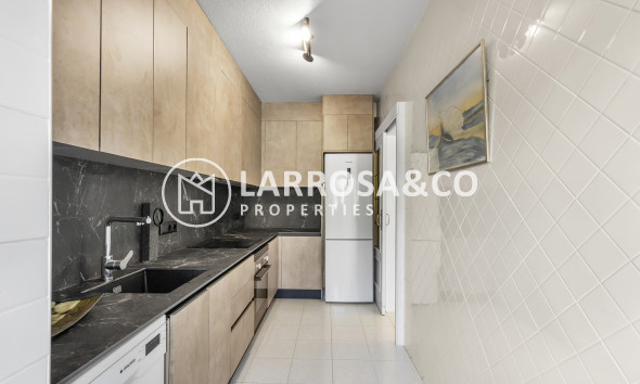 Resale - Apartment - Guardamar del Segura - Costa Blanca