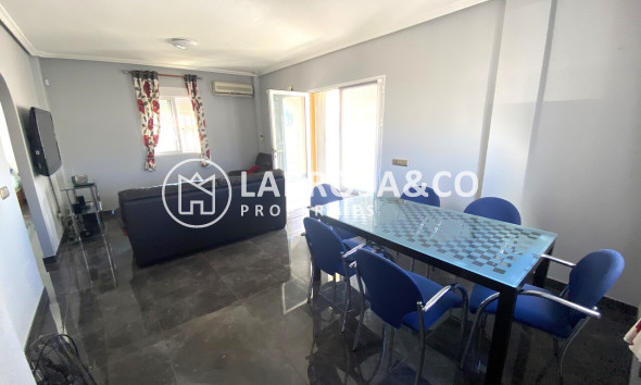 Herverkoop - Villa - La Zenia - Costa Blanca