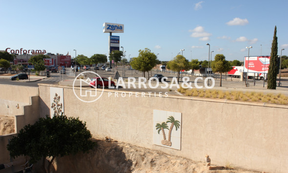 Herverkoop - Villa - La Zenia - Costa Blanca