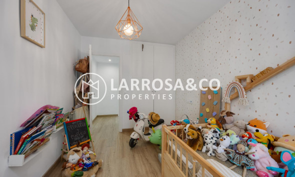 A Vendre - Apartment - Torrevieja - Playa de los Naufragos