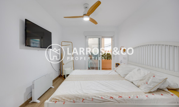 A Vendre - Apartment - Torrevieja - Playa de los Naufragos