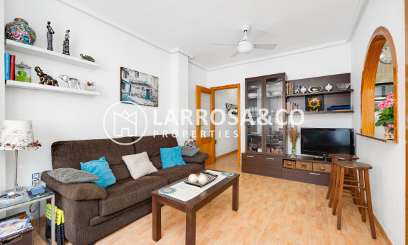 Resale - Apartment - Torrevieja - Playa del Acequión