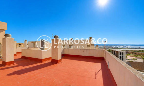Resale - Apartment - Torrevieja - Playa del Acequión