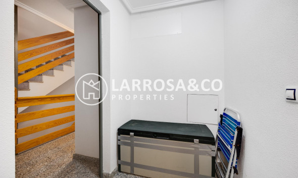 Resale - Apartment - Torrevieja - Playa del Acequión
