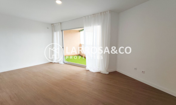 Resale - Apartment - La Zenia - Costa Blanca